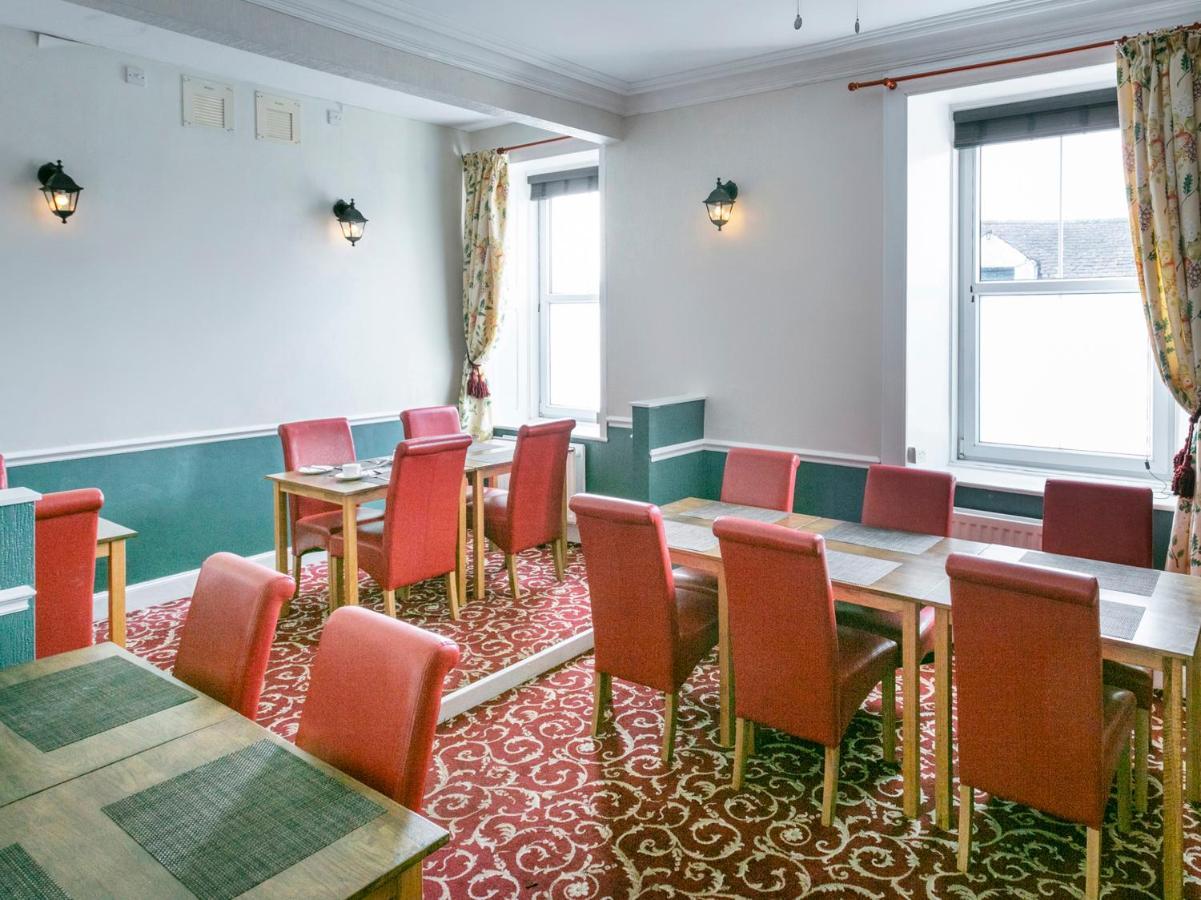 Oyo Lochinvar Hotel Glasgow Exterior foto